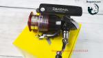 Máy câu đứng Daiwa MG S 2500 chuyên lure