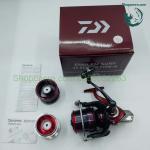 Máy Daiwa Emblem Surf 35 SCW QD Type-R 3 Cối